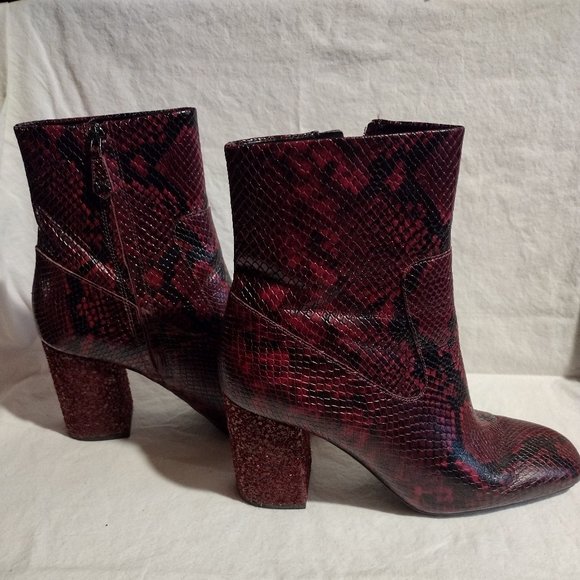 🌎 Michael Kors || 3.5" Marcella Leather Ankle Boot - Picture 8 of 15